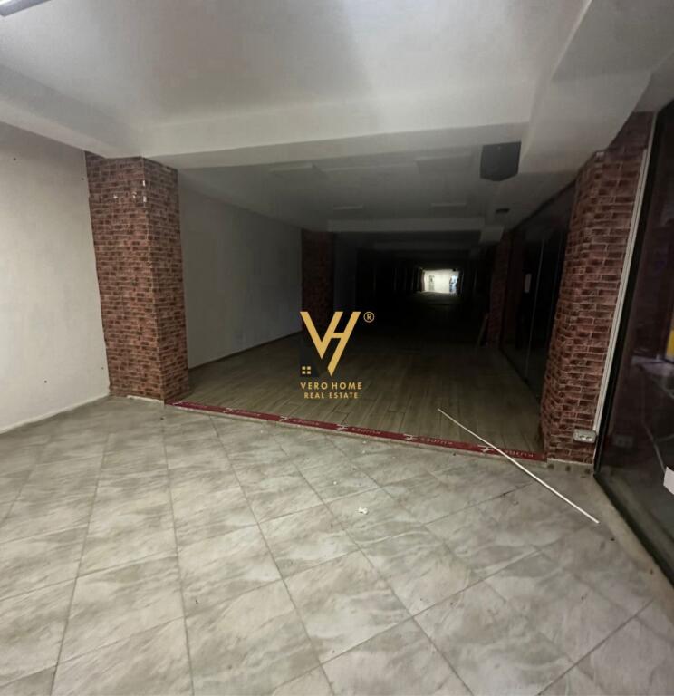 BUSINESS PREMISES 150 M2 FOR RENT AT JOENA, 21 DHJETORI 700 EURO
