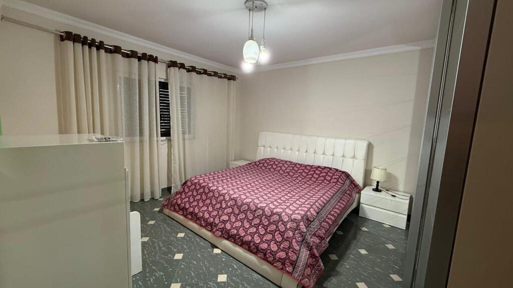 Appartamento 3+1 in Affitto – Comune di Parigi, Tirana 🏡