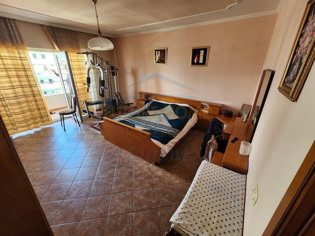 Apartment 3+1 for sale, Paris Municipality