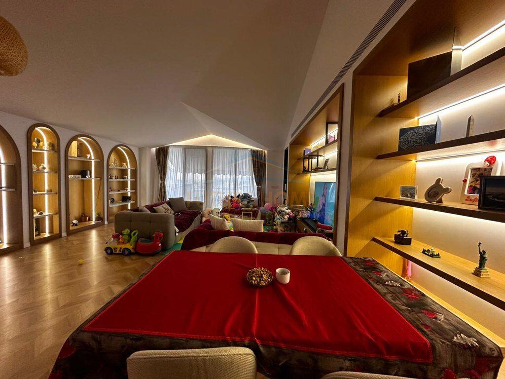 Qera, Apartament 2+1+2+3 Poste Parkimi, Liqeni i Thate, Tirane.