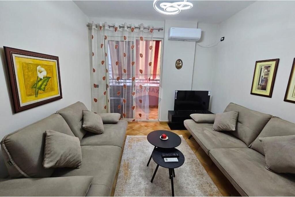 Apartment - For Rent - Willson Square