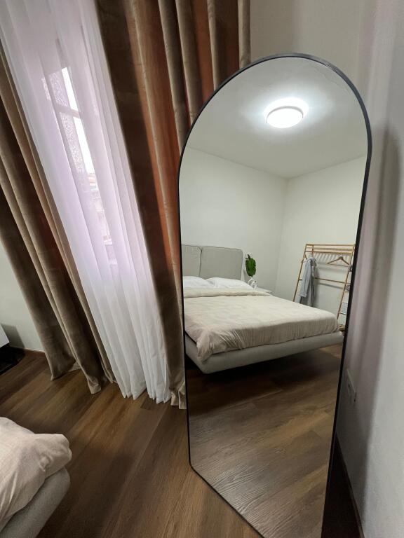 2+1 apartment for rent at Wilson square !