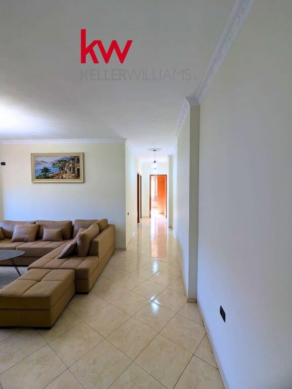 🆕🏡 JEPET ME QIRA APARTAMENT 2+1+2  NE QENDER QYTETI  VLORE