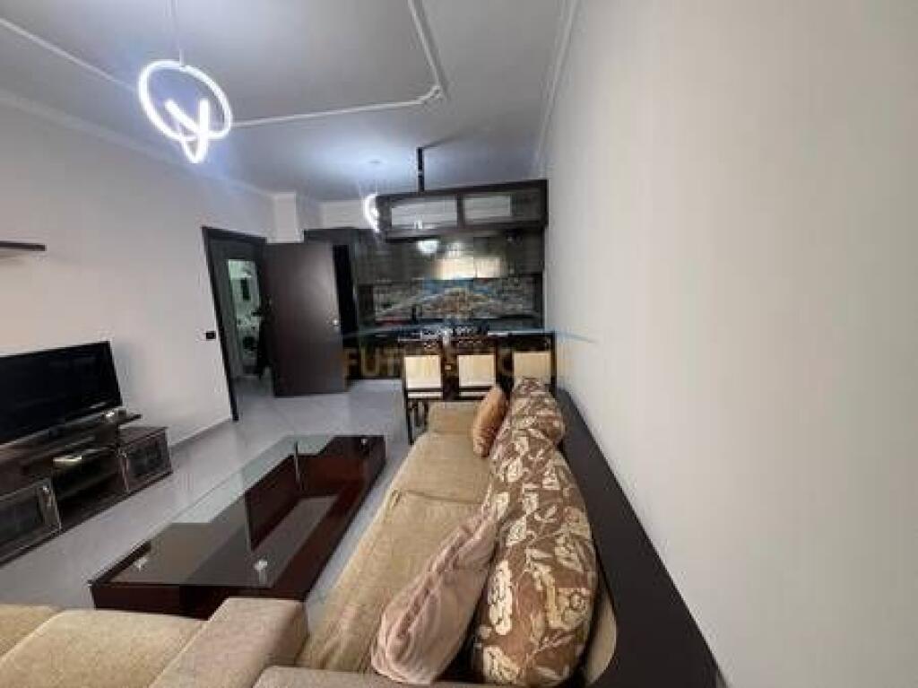 Appartamento 2+1 in vendita, Nuovo Anello, vicino al Bar Ikon.