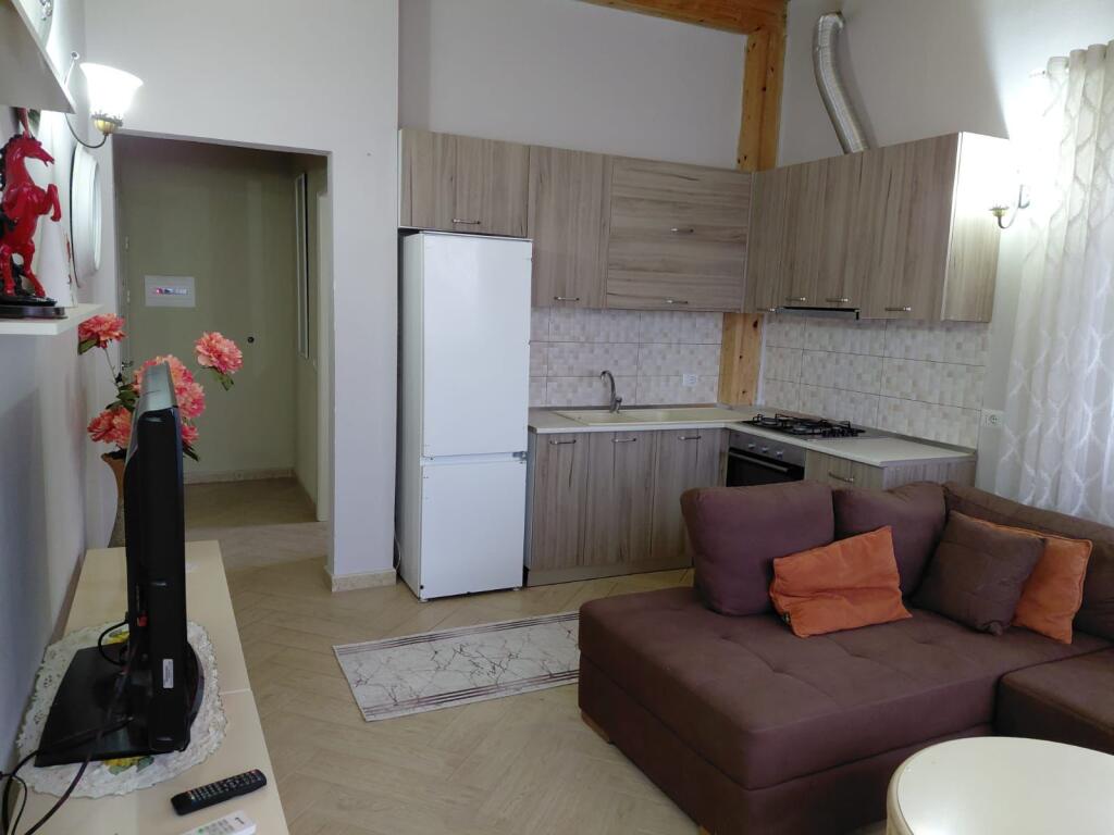 🏡 APARTAMENT ME QERA 1+1+BALLKON + 1 GARAZHD 📍VOLLGA DURRES