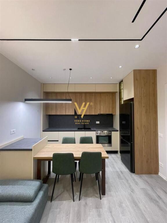 JEPET APARTAMENT 2+1+BLK ME QIRA TEK UNIVERS CITY 600 EURO