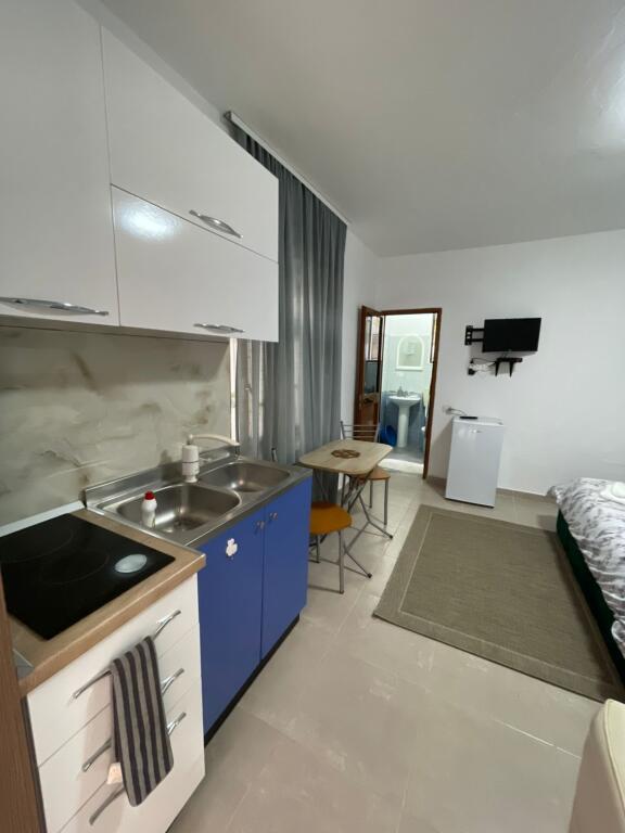 Garzoniere me qera, pranë Urës së Dajlanit, Durrës