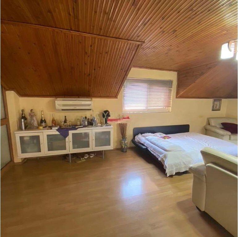 OFFERTA IN AFFITTO IL SECONDO PIANO DI UNA VILLA NELLA ZONA DI BRRYLI