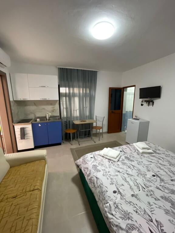 Garzoniere me qera, pranë Urës së Dajlanit, Durrës