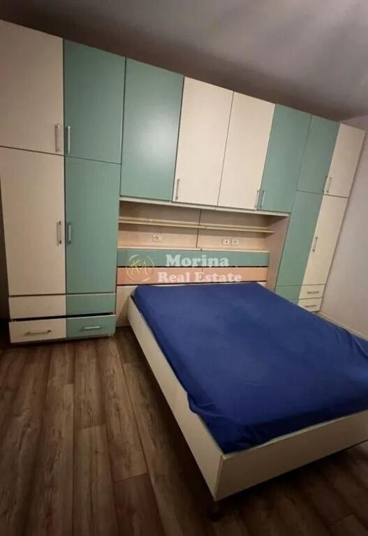 Qera Apatament 1+1 ne Rrugen e Barrikadave , 500 euro