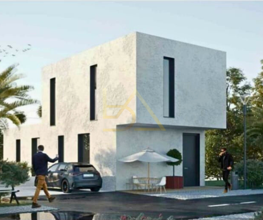 Villa for Sale – Farka Lake, Tirana