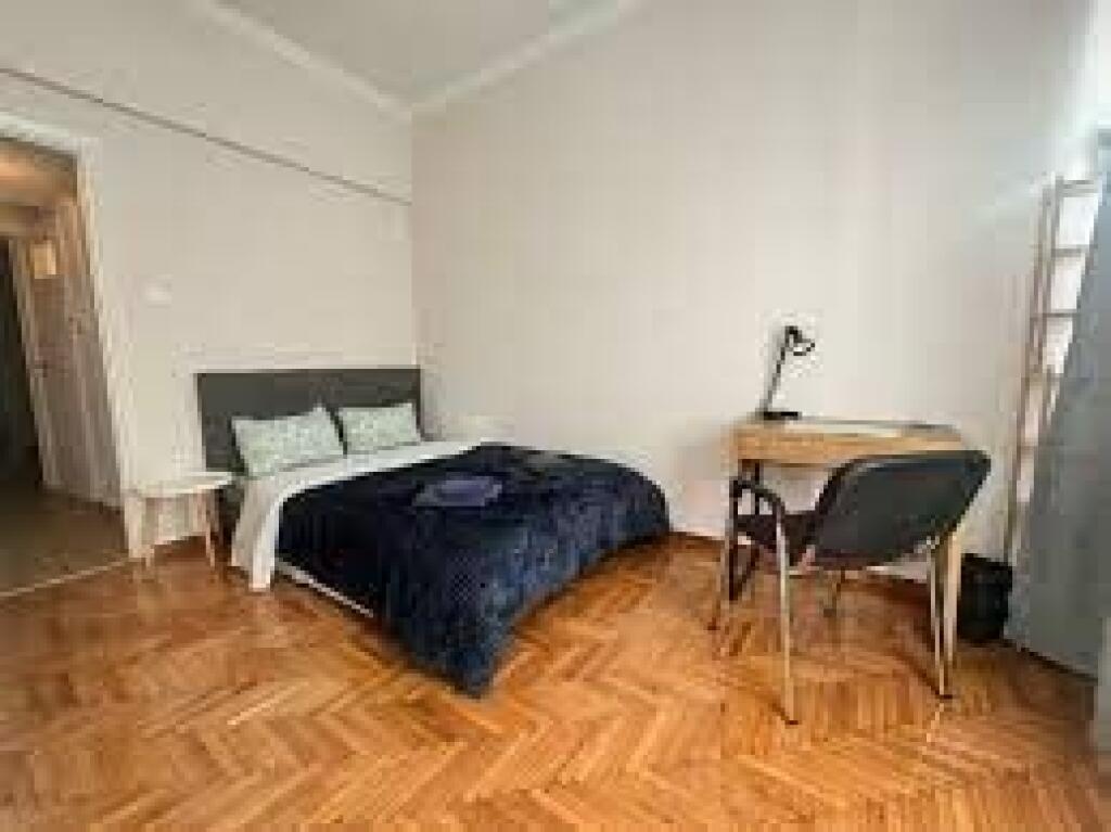 Appartamento In Affitto 2+1 In Via Fortuzi (ID B2201580) Tirana