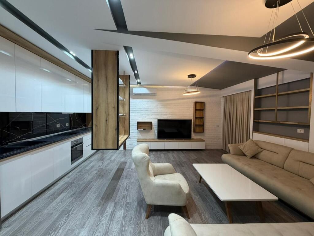 Apartament 3+1 per qira tek Kdra e Diellit.