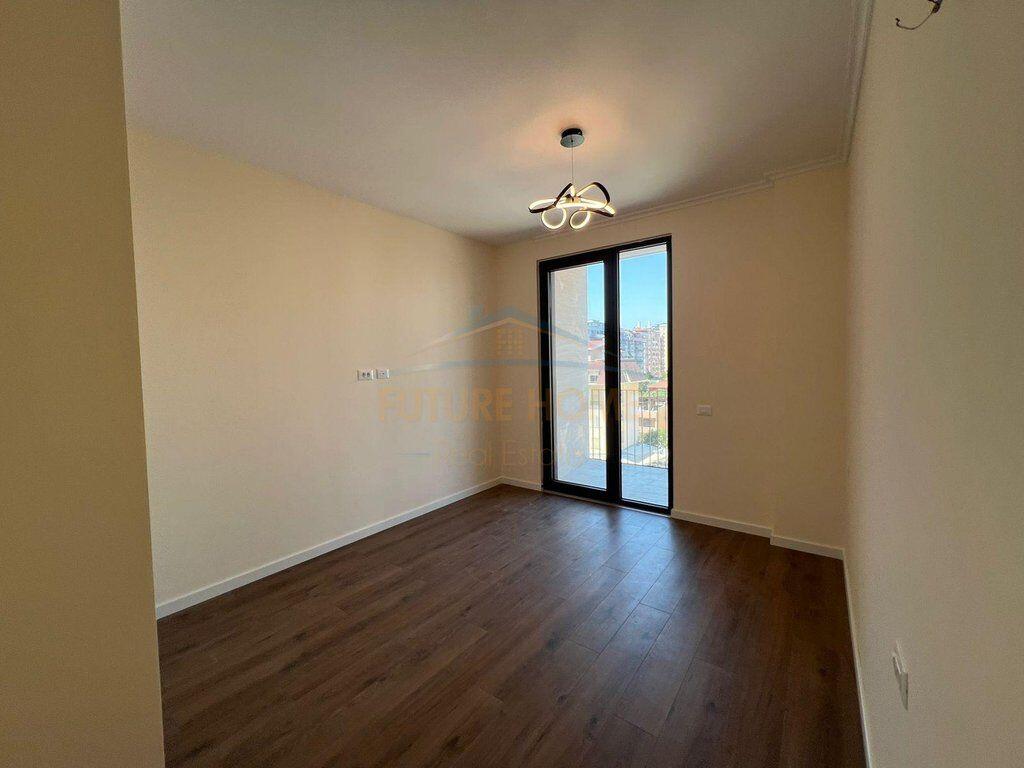 JEPET ME QERA APARTAMENT 2+1+2 , REZIDENCA ALTANA, KOMUNA PARISIT