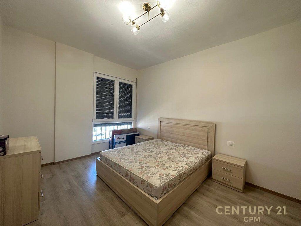 Apartament 1+1 Me Qira në Rrugën 5 Maji, Tiranë