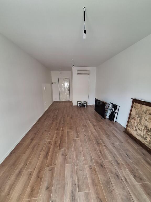 UFFICIO IN AFFITTO 40 M2 MYSLYM SHYRI 900 EURO