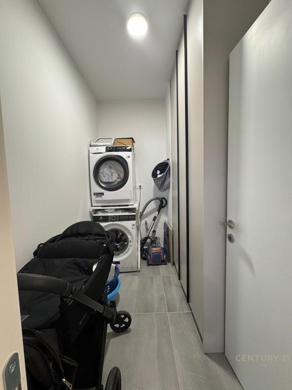 VENDIAMO APPARTAMENTO 1+1 VICINO AL NUOVO MERCATO! 180.000 €