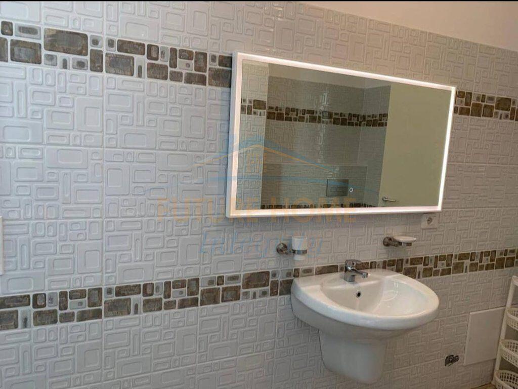 Rent, Apartment 2+1, Zogu I Boulevard, Tirana.