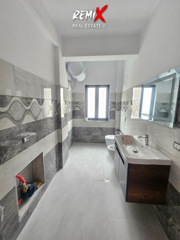 FOR RENT SUPER APARTMENT 3+1+2 NEAR THE STADIUM IN DURRËS