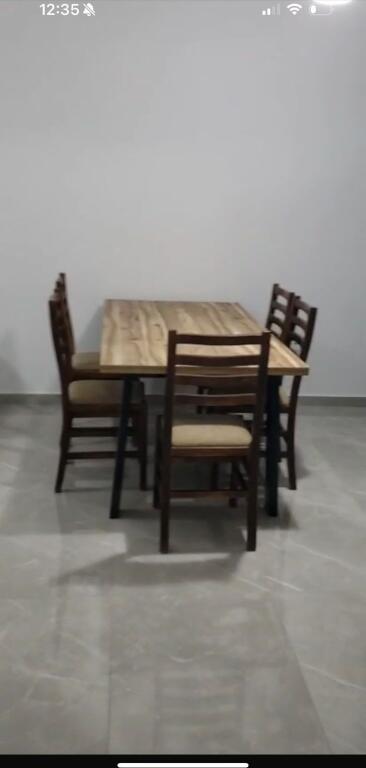 Apartament me qera 2+1