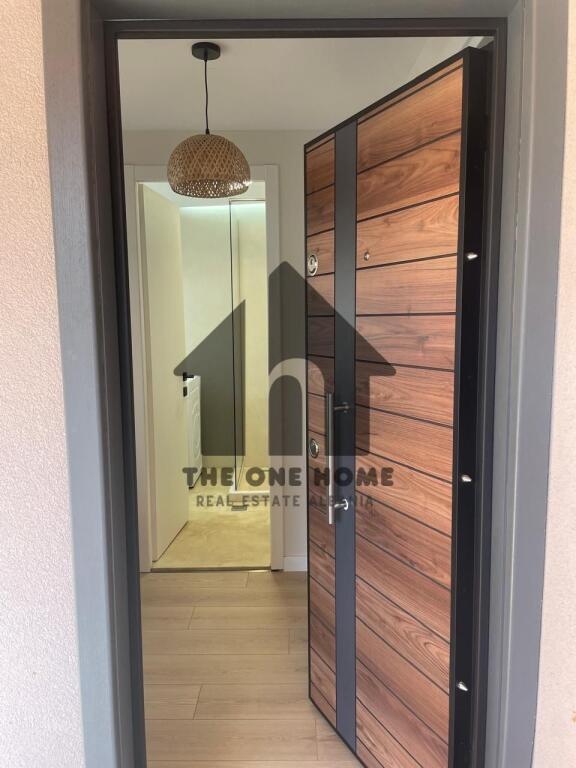 Office for Rent - Myslym Shyre . 20m2 / Main Street.