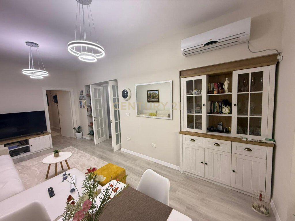 🏙️ Apartment 1+1 for Sale – Near New Bazaar, Tirana