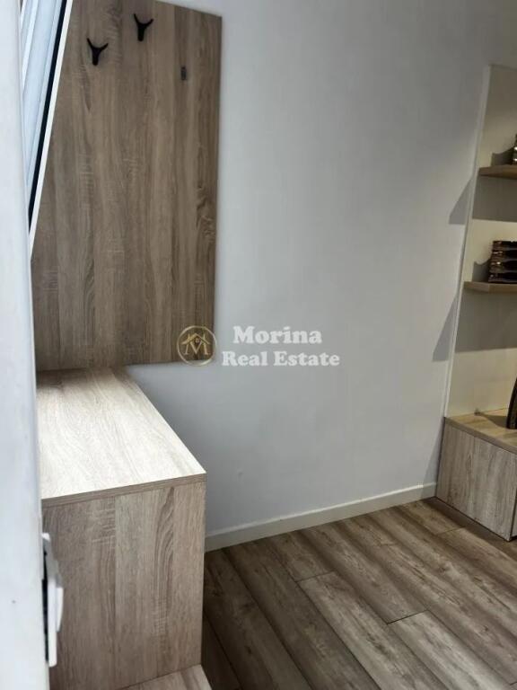 Qera Apatament 1+1 ne Rrugen e Barrikadave , 500 euro