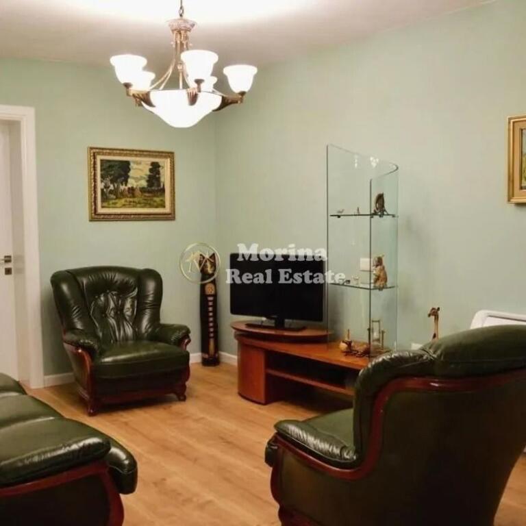 Rent, Apartment 2+1, Kavajes Street, 800 euro/month