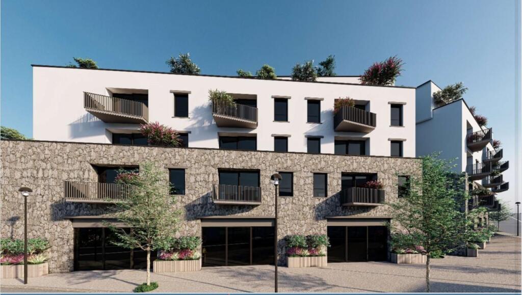 Apartament me pamje deti per shitje ne Himare 