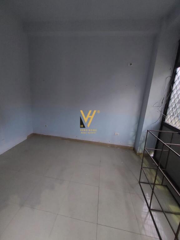 SHOP FOR RENT 60 M2 ON ELBASAN STREET 40,000 LEKE