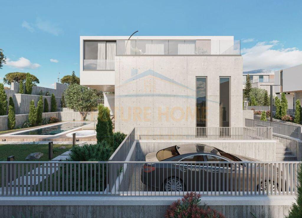 In vendita, Villa Individuale, Farke