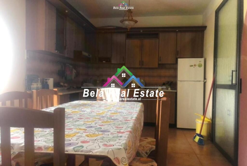 Villa in affitto su 3 piani a Sauk (ID BV249) Tirana