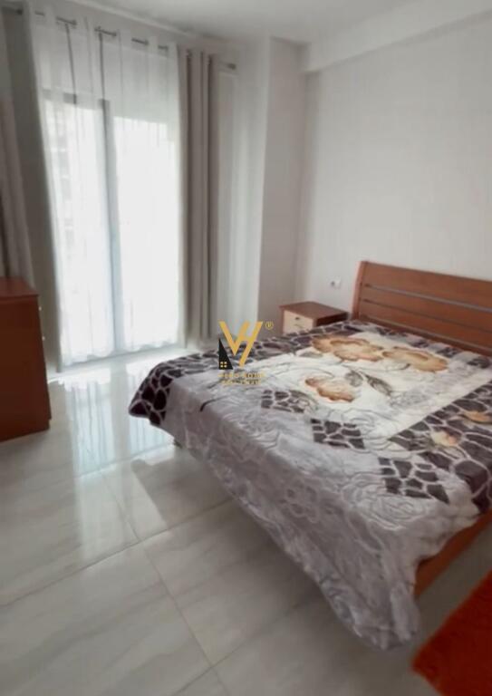 JEPET APARTAMENT 1+1 ME QERA TE ZOGU I ZI 650 EURO