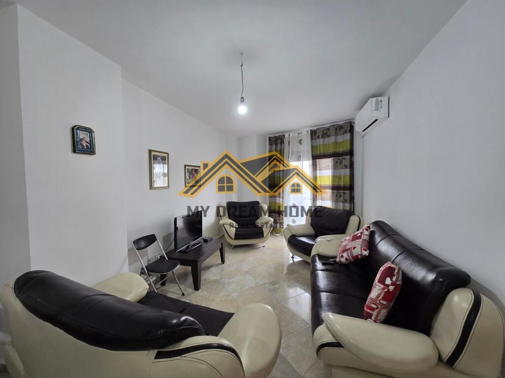 JEPET ME QIRA APARTAMENT 2+1 QENDER DURRES ME PAMJE DETI!