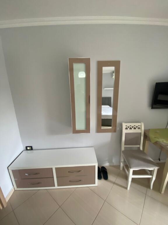 STUDIO APARTMENT FOR RENT - NEAR USHTARI PANJOHUR, OPPOSITE EUROPE CAFE, STUDIO APARTMENT FOR RENT, AREA 40M².