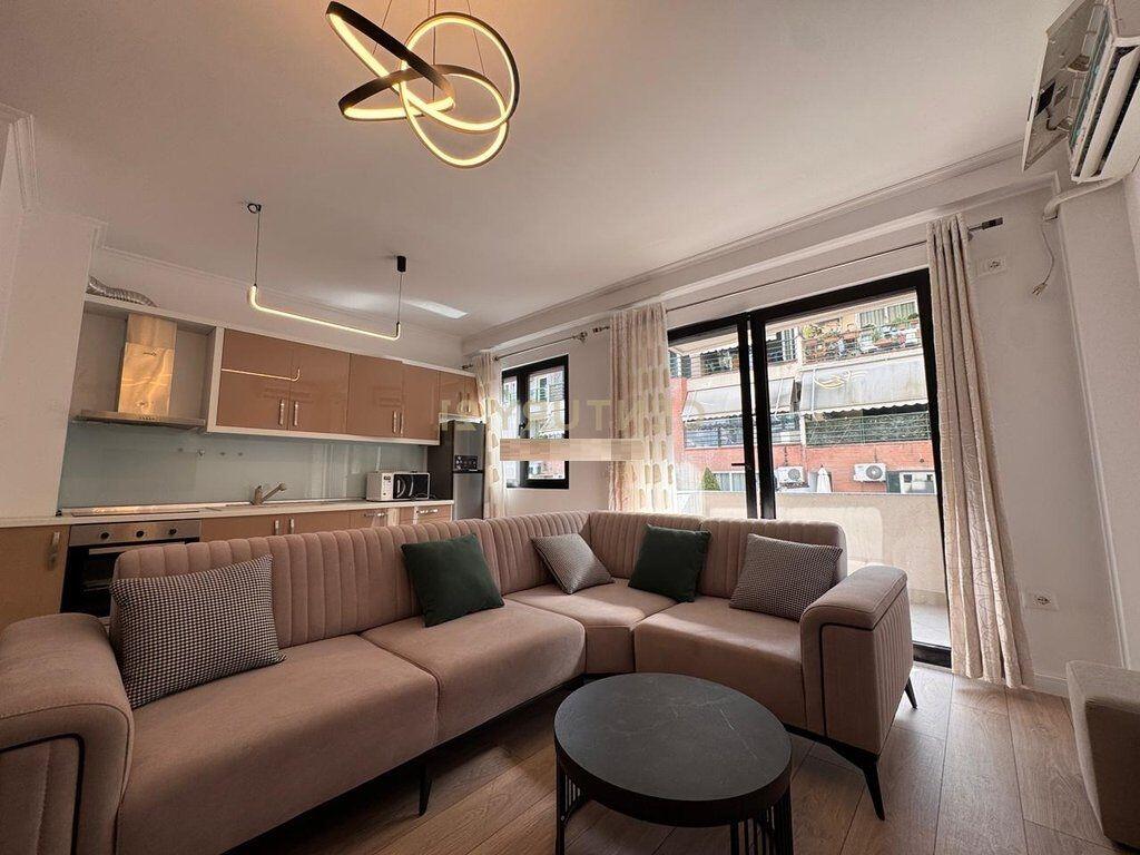 Appartamento 2+1 in affitto all'ingresso della residenza 'Kodres se Diellit'