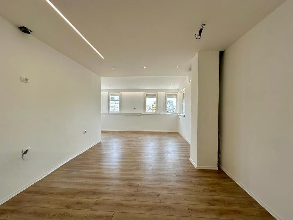 SHESIM APARTAMENT 1+1+GARDEROBË, TEK RRUGA FORTUZI 165,000 €