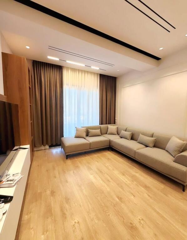 𝐅𝐫𝐚𝐧𝐠𝐞 𝐝𝐞𝐥 𝐋𝐚𝐠𝐨 𝐝𝐢 𝐓𝐡𝐚𝐭𝐞  𝐀𝐩𝐚𝐫𝐭𝐚𝐦𝐞𝐧𝐭𝐨 𝐬𝐮𝐩𝐞𝐫 𝐢𝐧 𝐯𝐞𝐧𝐝𝐢𝐭𝐚!2+1.