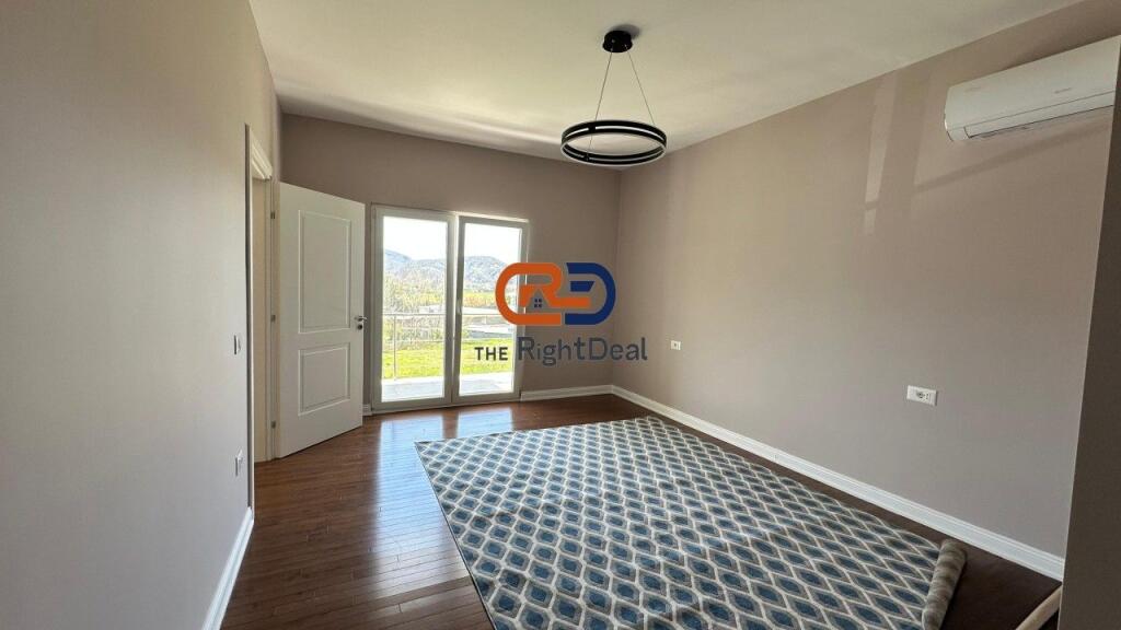 Shitet Super Vile 3 Kateshe Individuale Ne Mullet!!!