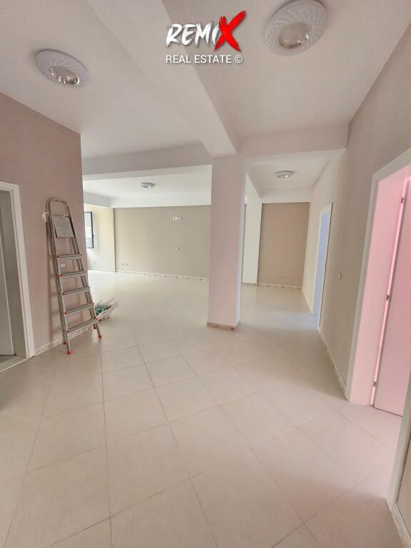 FOR RENT SUPER APARTMENT 3+1+2 NEAR THE STADIUM IN DURRËS