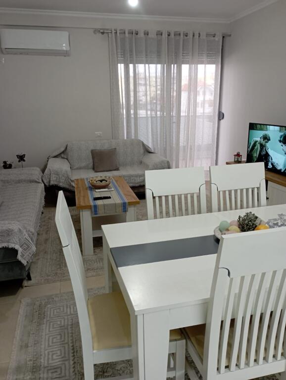 Apartament me qera te Caza Italia !