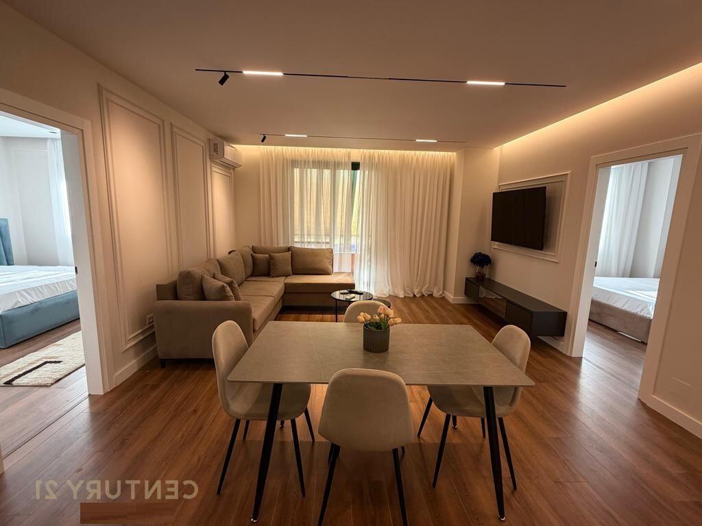 Jepet me qira apartament 2+1+2