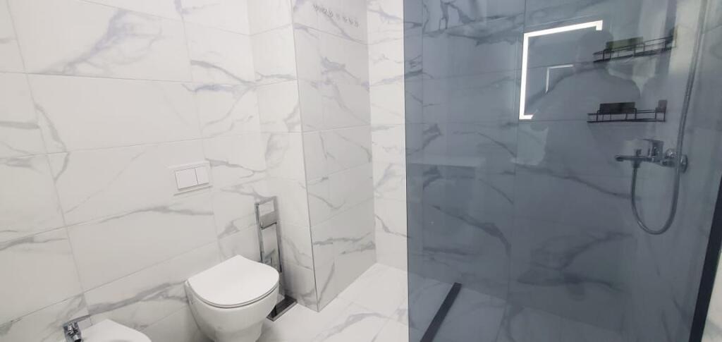 Affittasi appartamento 2+1+2+posto auto