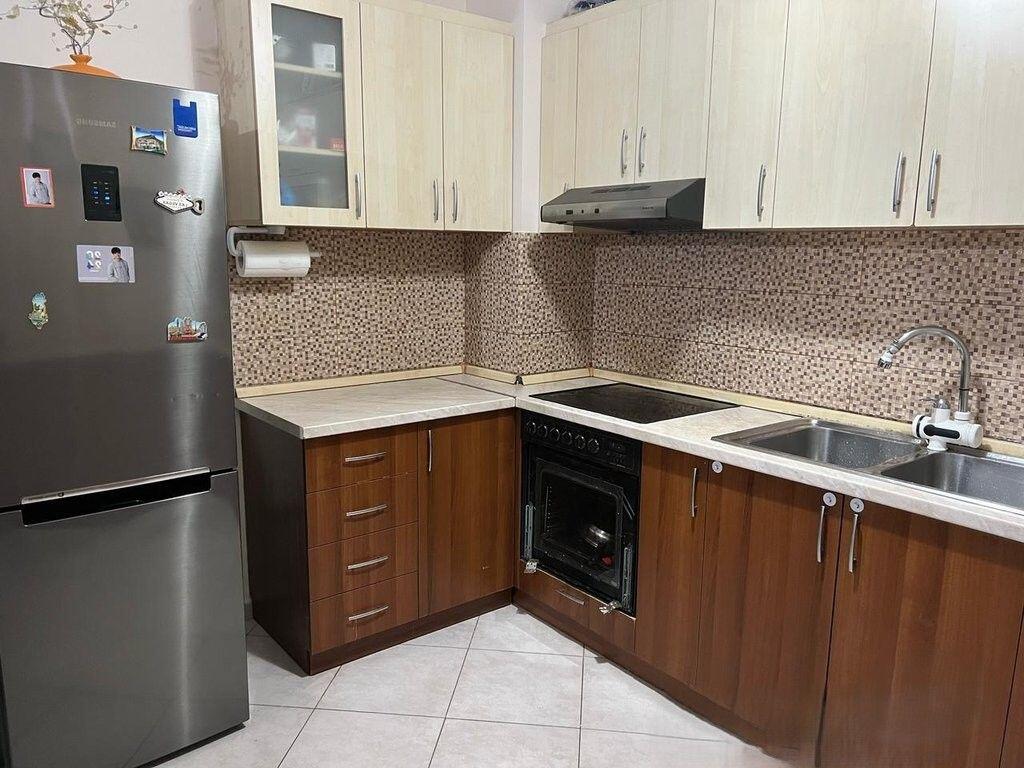 We rent a 1+1 apartment at Petro Nini Luarasi! 400 € /Month