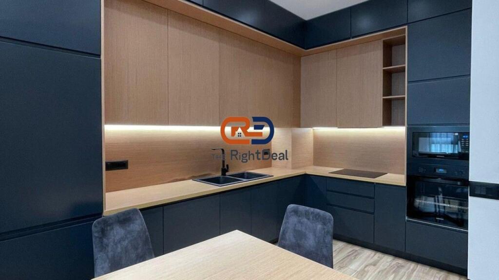 Tek Square 21, Jepet Me Qira Apartament 1+1, Me Mobilim Luksoz !!