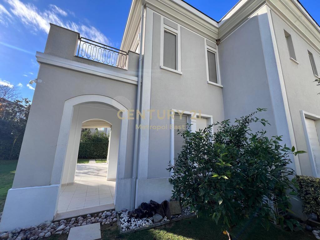 VILE PER QIRA NE "ROLLING HILLS 1"