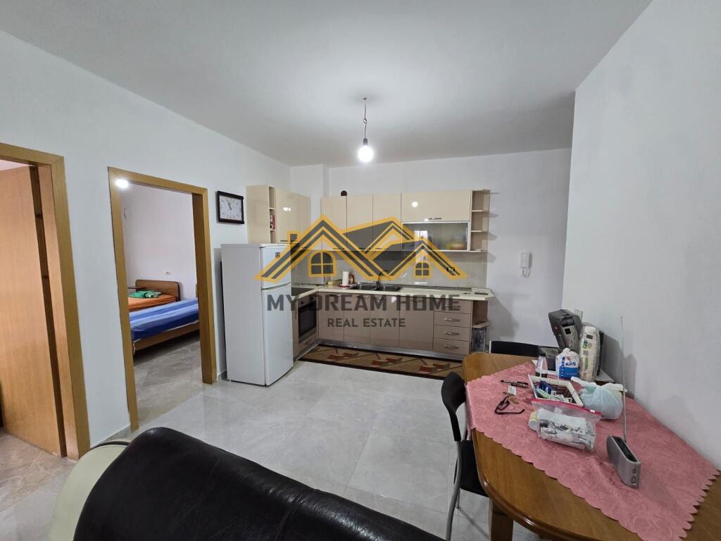 JEPET ME QIRA APARTAMENT 2+1 QENDER DURRES ME PAMJE DETI!