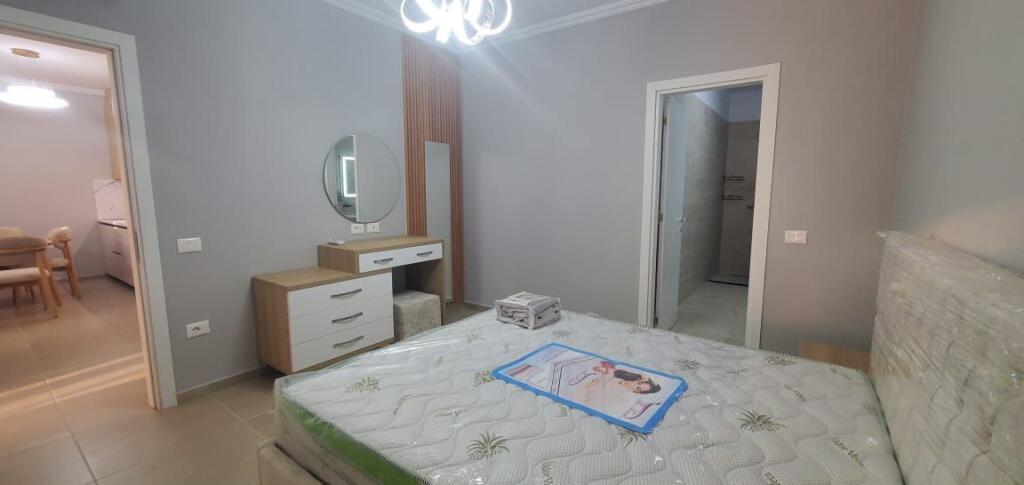 ✨ Jepet me qira apartament luksoz 2+1+2+verande me post parkimi – pranë Hotel “Radisson”