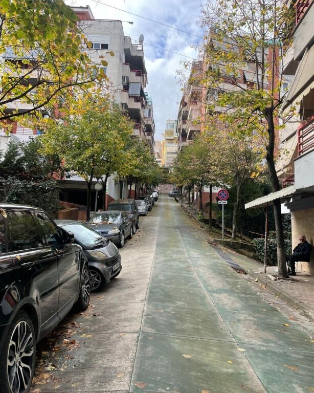 Vendesi Appartamento 2+1 Colombo Lago Secco