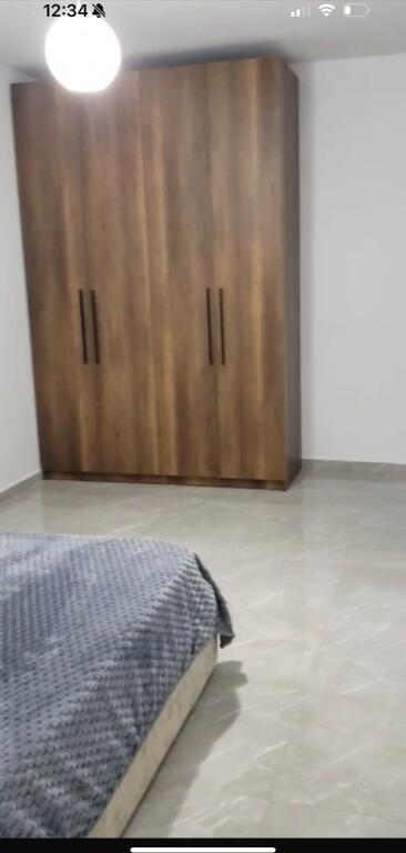 Apartament me qera 2+1